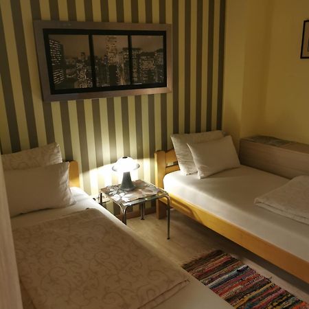 Appartamento Agape Downtown Belgrado Esterno foto