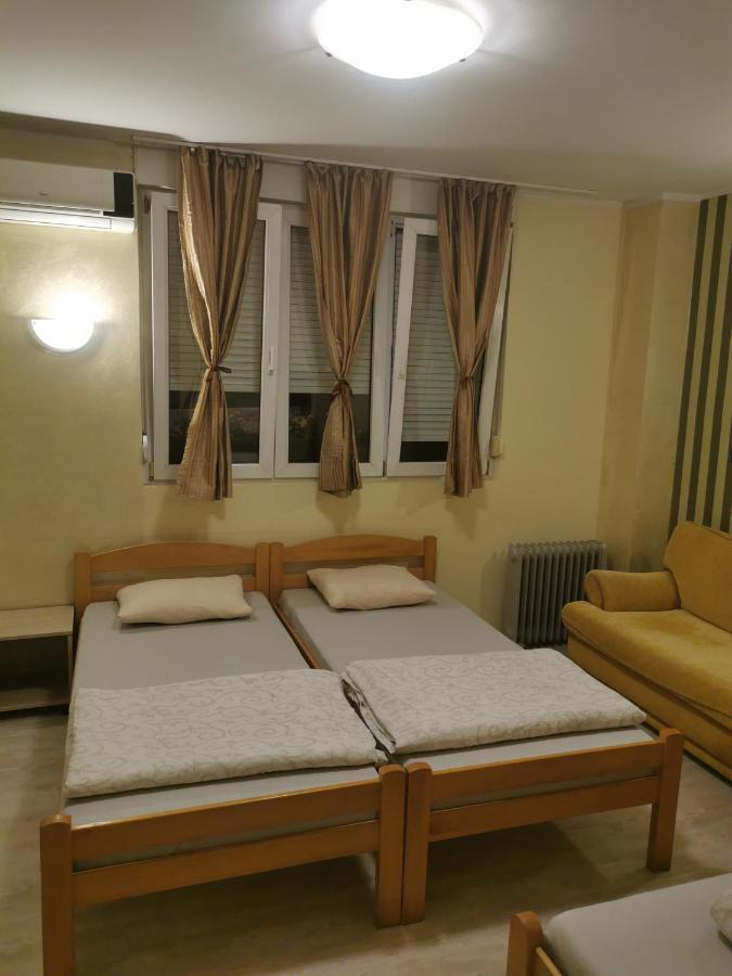 Appartamento Agape Downtown Belgrado Esterno foto