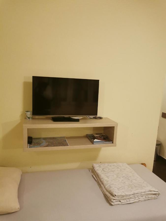 Appartamento Agape Downtown Belgrado Esterno foto