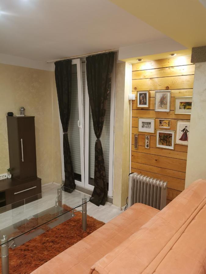 Appartamento Agape Downtown Belgrado Esterno foto