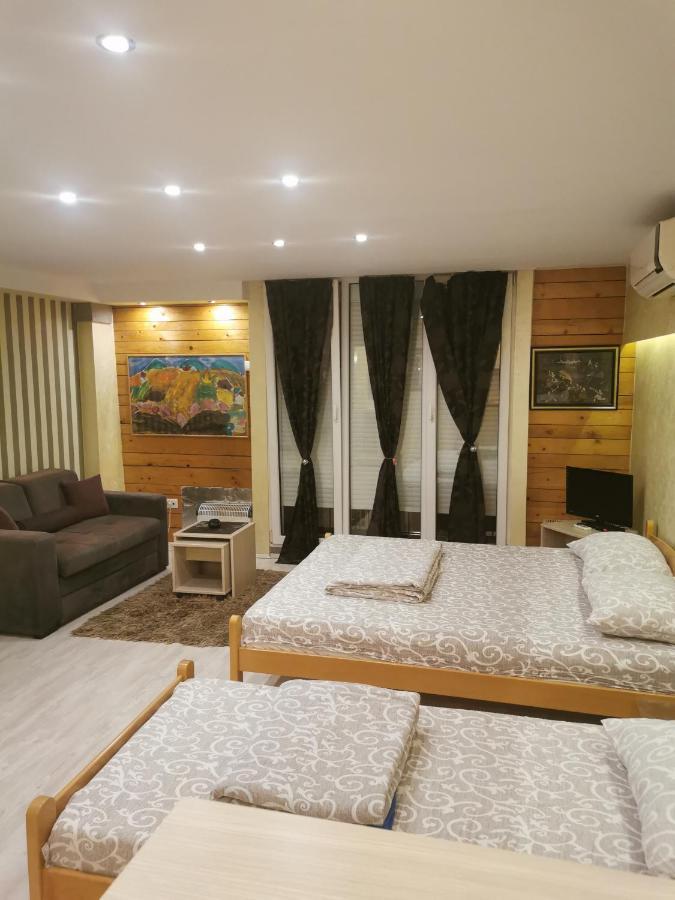 Appartamento Agape Downtown Belgrado Esterno foto