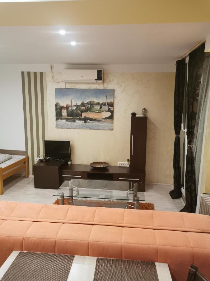 Appartamento Agape Downtown Belgrado Esterno foto